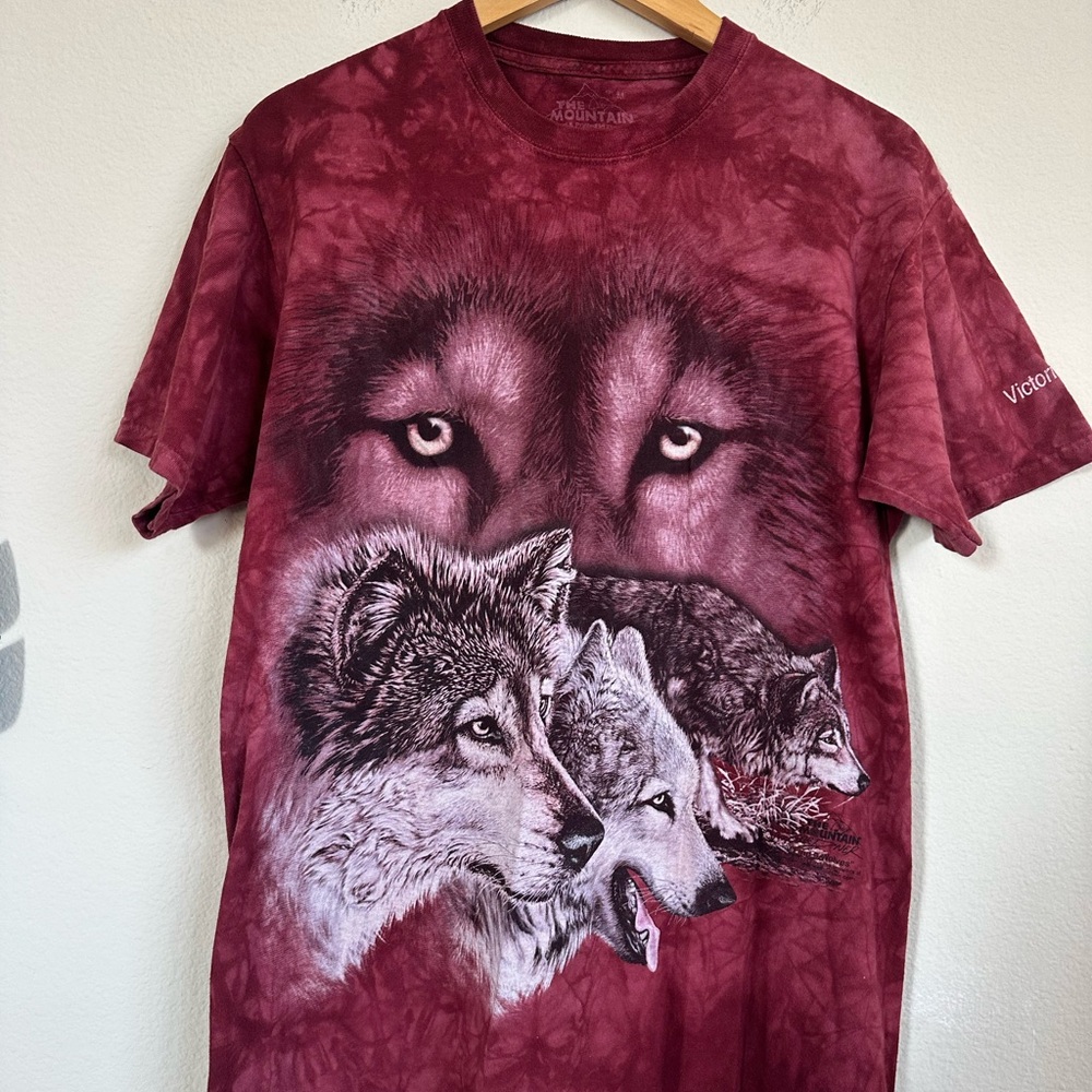 The Mountain Gardner “Find Nine Wolves” Tee - Picture 3 of 8